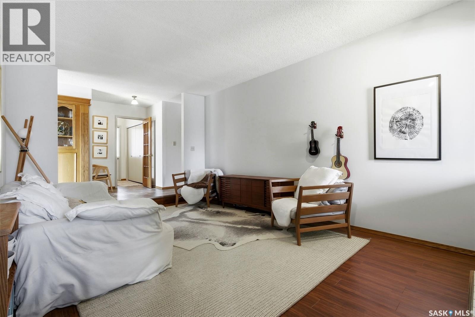 2643 Lacombe Crescent E, Regina, Saskatchewan  S4V 1T4 - Photo 6 - SK029571