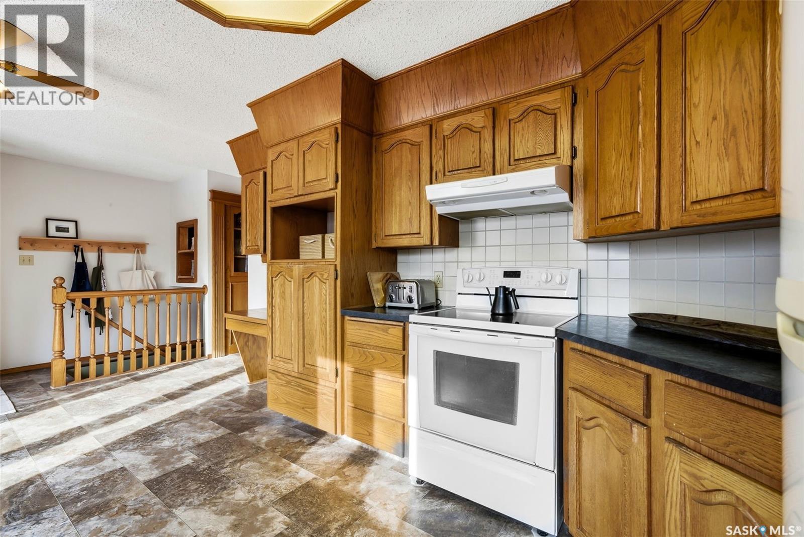 2643 Lacombe Crescent E, Regina, Saskatchewan  S4V 1T4 - Photo 7 - SK029571