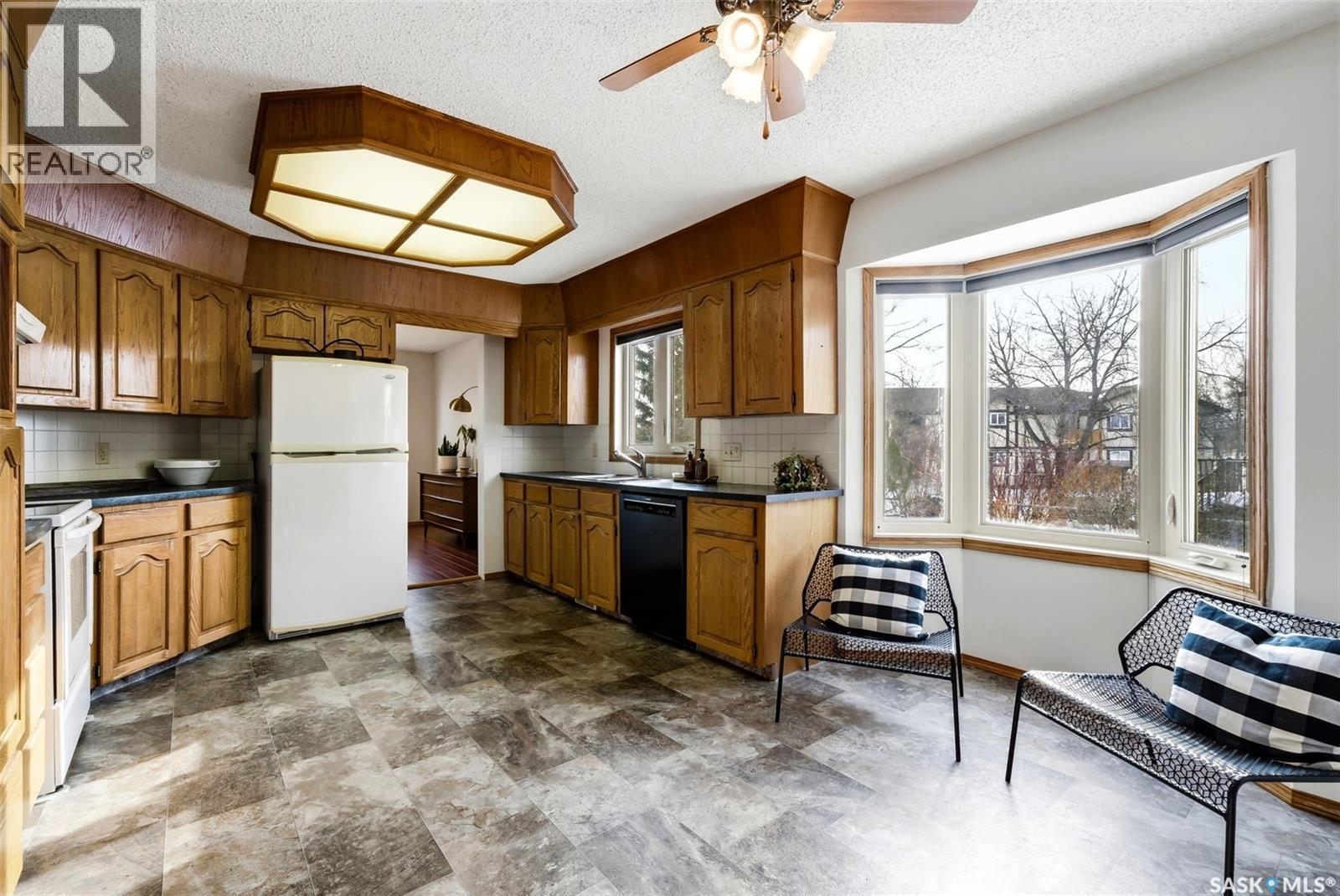 2643 Lacombe Crescent E, Regina, Saskatchewan  S4V 1T4 - Photo 9 - SK029571