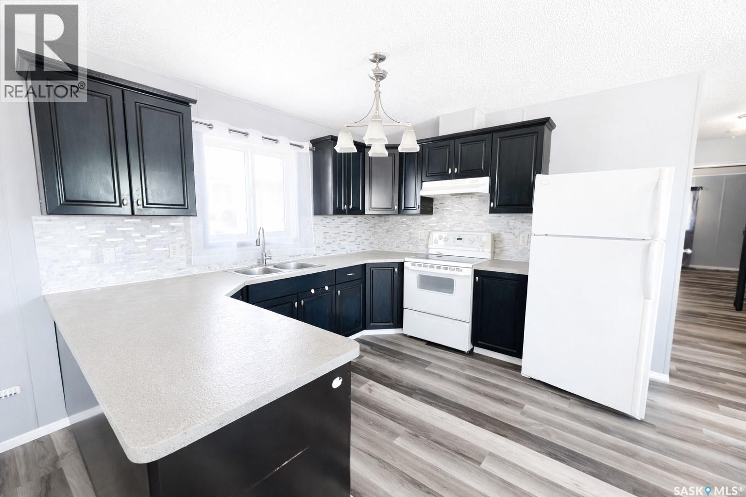 124 Prairie Sun Court, Swift Current, Saskatchewan  S9H 3X6 - Photo 3 - SK029560