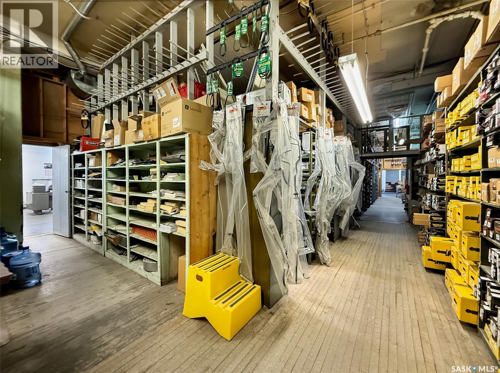 131 Cheadle Street W, Swift Current, Saskatchewan  S9H 0M6 - Photo 25 - SK029552