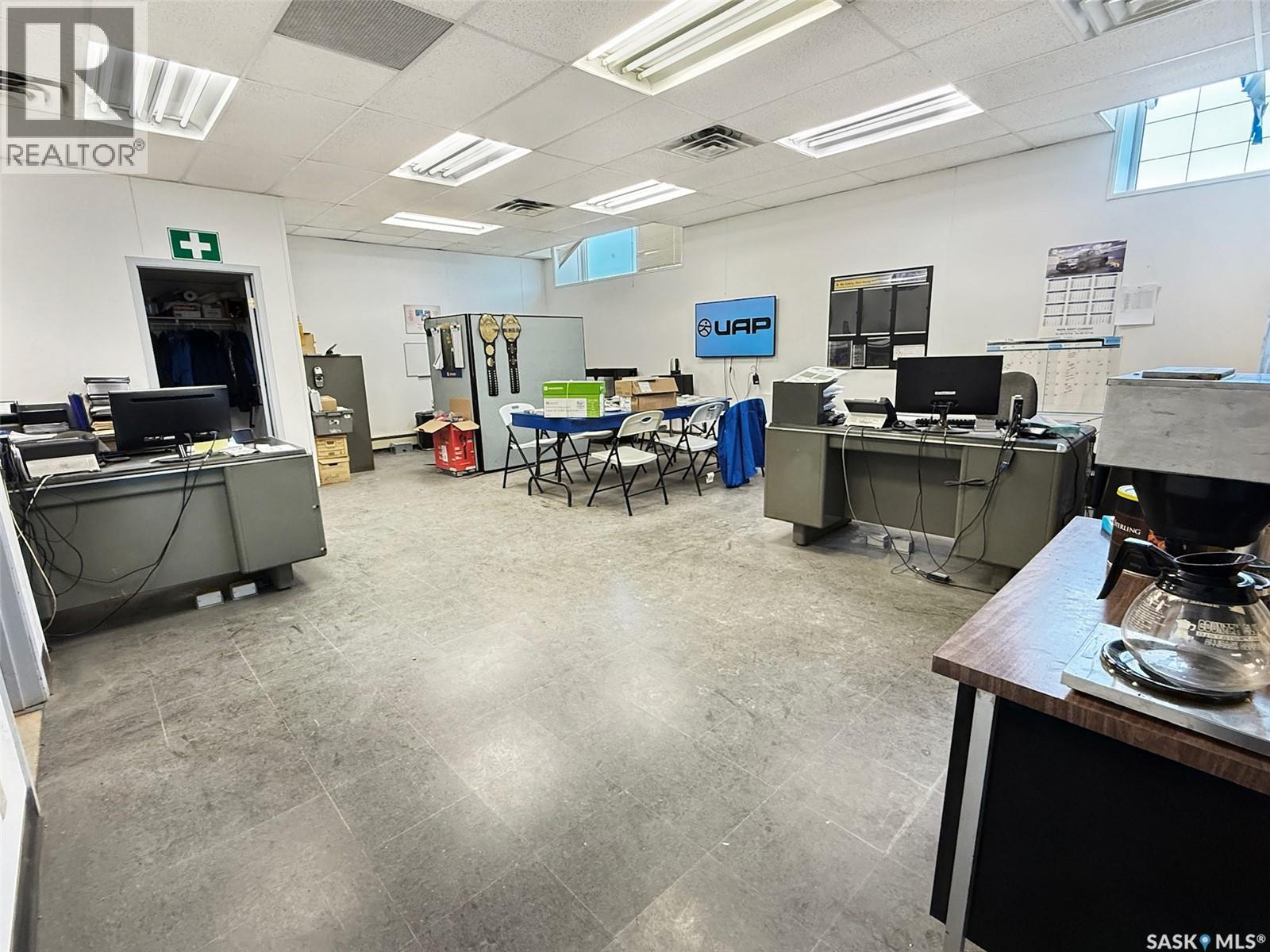 131 Cheadle Street W, Swift Current, Saskatchewan  S9H 0M6 - Photo 8 - SK029552