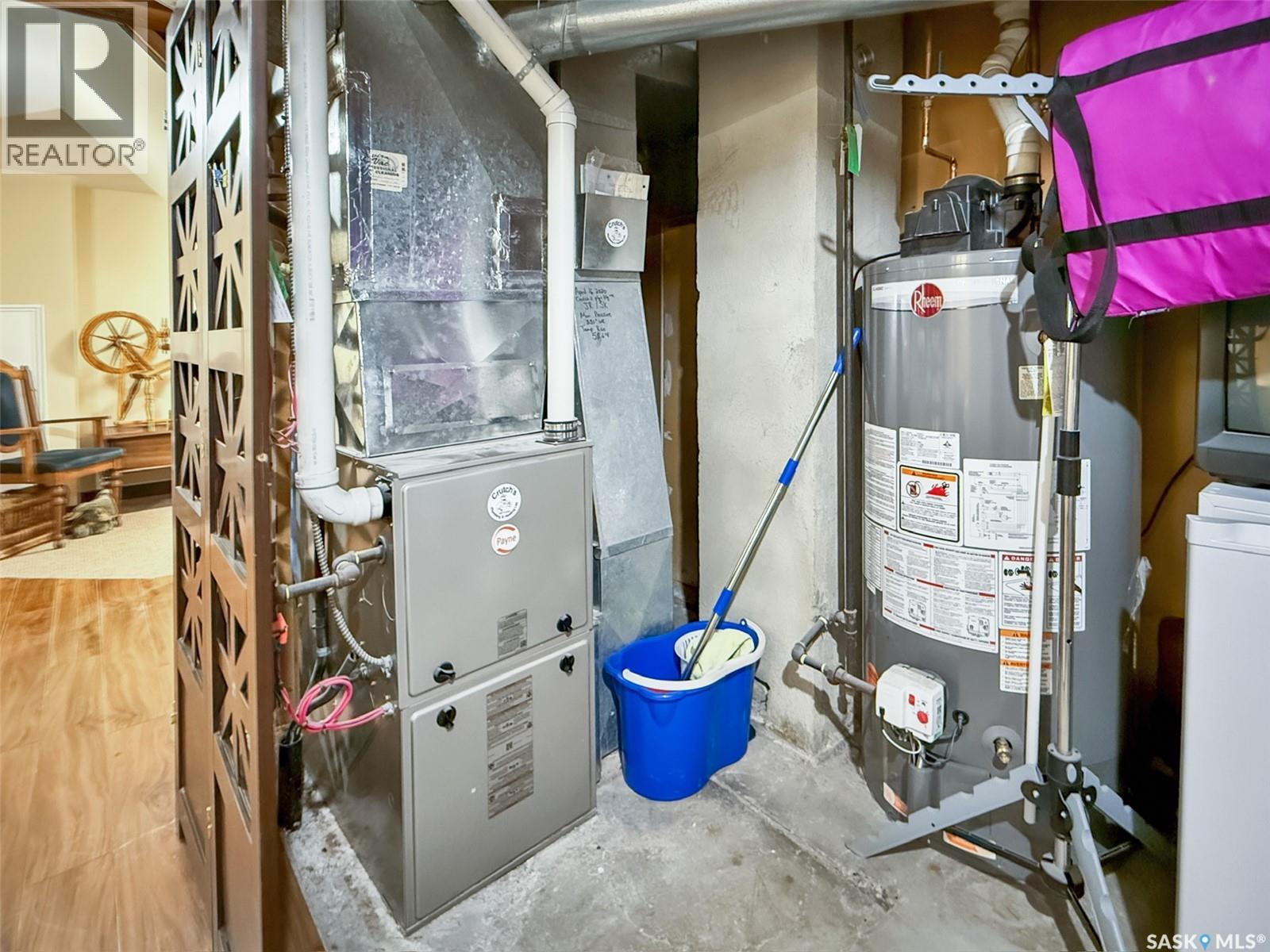 415 6th Avenue Se, Swift Current, Saskatchewan  S9H 3P4 - Photo 21 - SK029483