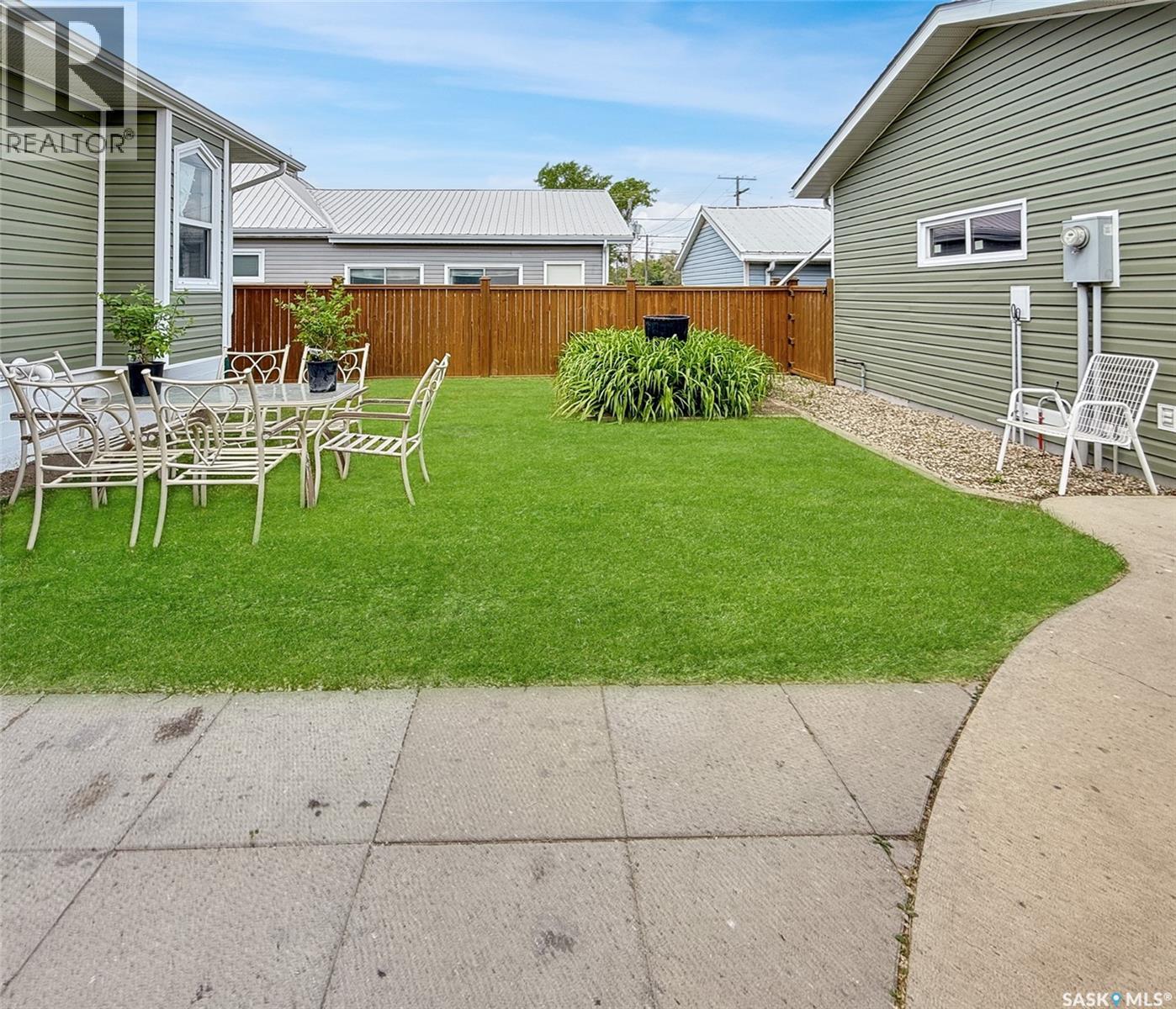 415 6th Avenue Se, Swift Current, Saskatchewan  S9H 3P4 - Photo 23 - SK029483