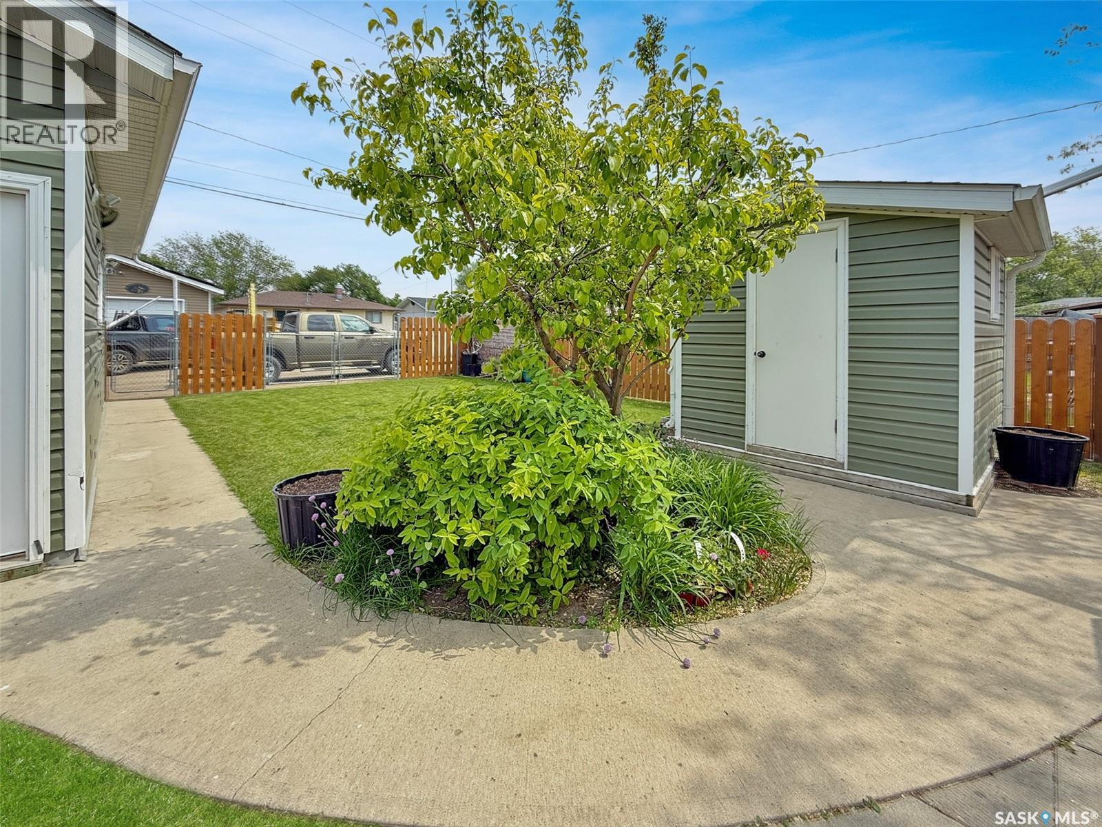 415 6th Avenue Se, Swift Current, Saskatchewan  S9H 3P4 - Photo 27 - SK029483