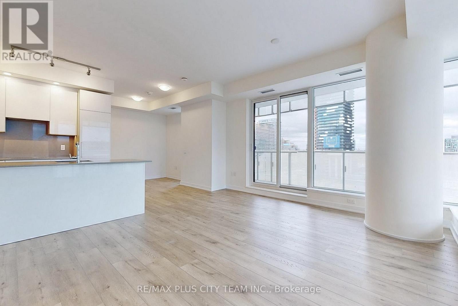 1209 - 28 Freeland Street, Toronto, Ontario  M5E 1L7 - Photo 2 - C12839640