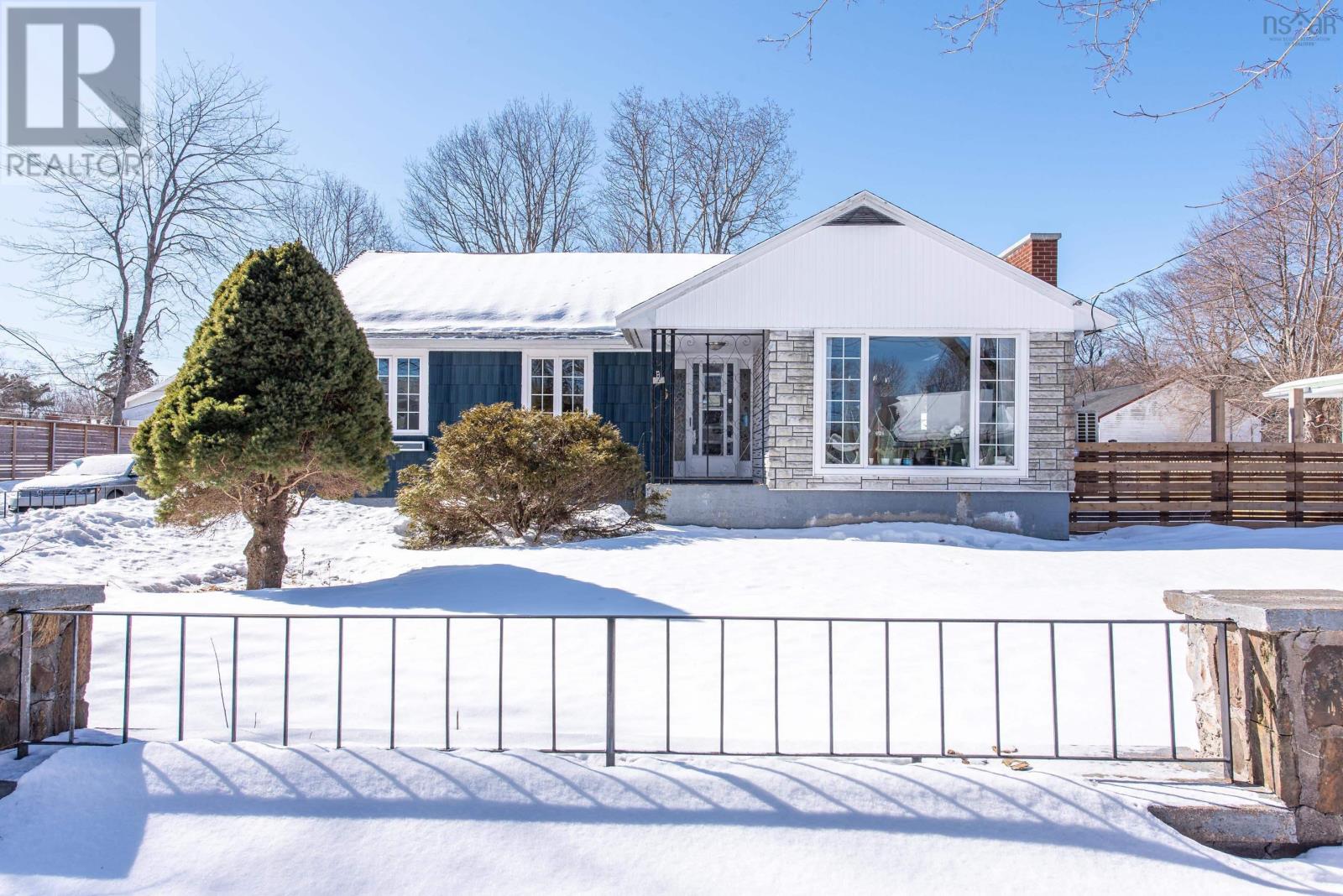 6 Colindale Street, Halifax, Nova Scotia