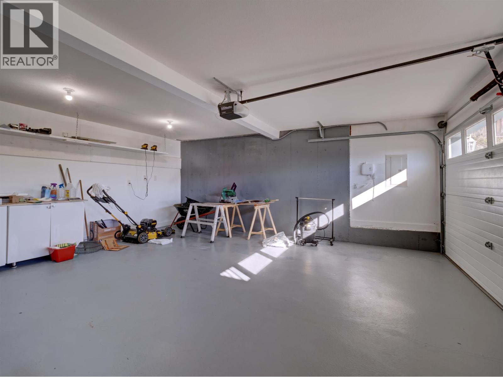 5683 Emily Way, Sechelt, British Columbia  V7Z 0N5 - Photo 34 - R3095041