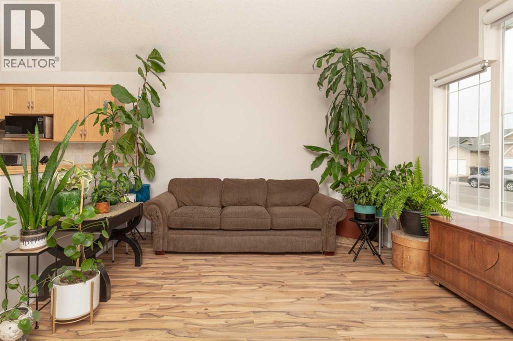 140 Blackfoot Circle W, Lethbridge, Alberta  T1K 7V6 - Photo 5 - A2286201