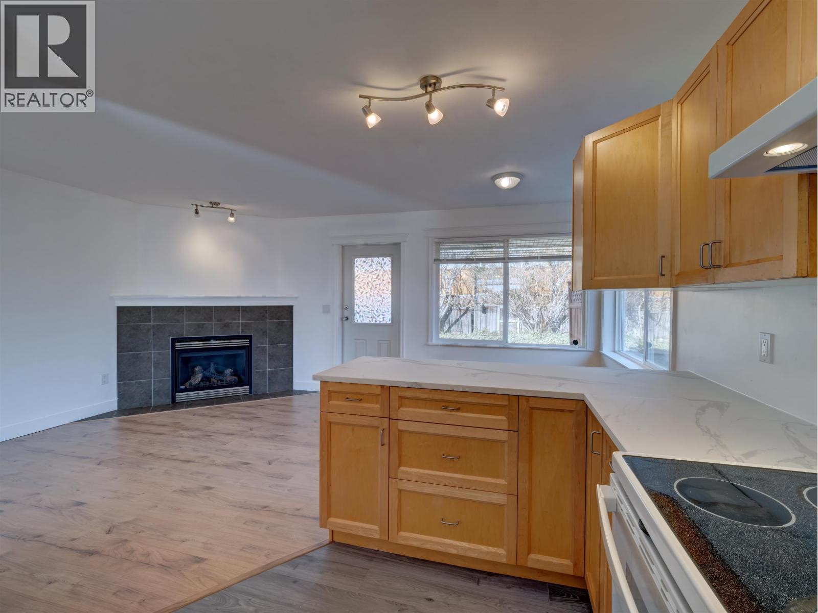 5683 Emily Way, Sechelt, British Columbia  V7Z 0N5 - Photo 15 - R3095041