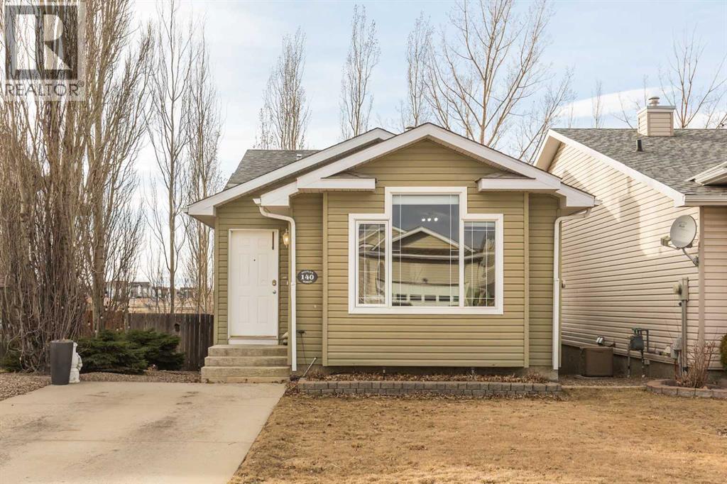 140 Blackfoot Circle W, Lethbridge, Alberta  T1K 7V6 - Photo 2 - A2286201