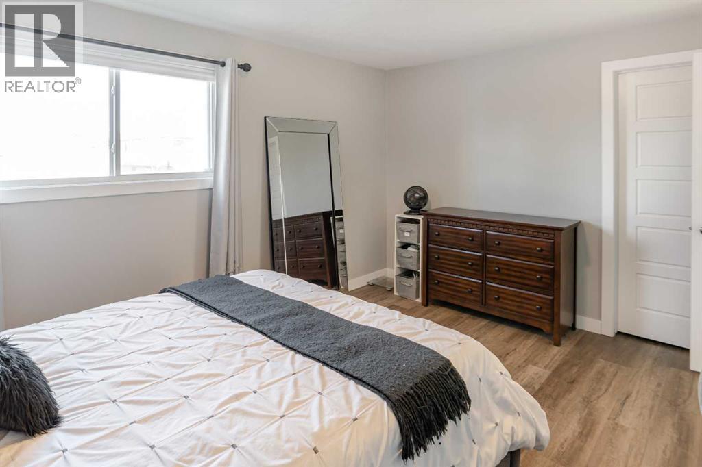 9709 102 Avenue, Clairmont, Alberta  T8X 5G2 - Photo 9 - A2287031