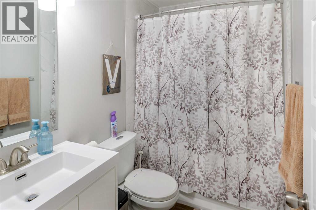 9709 102 Avenue, Clairmont, Alberta  T8X 5G2 - Photo 11 - A2287031