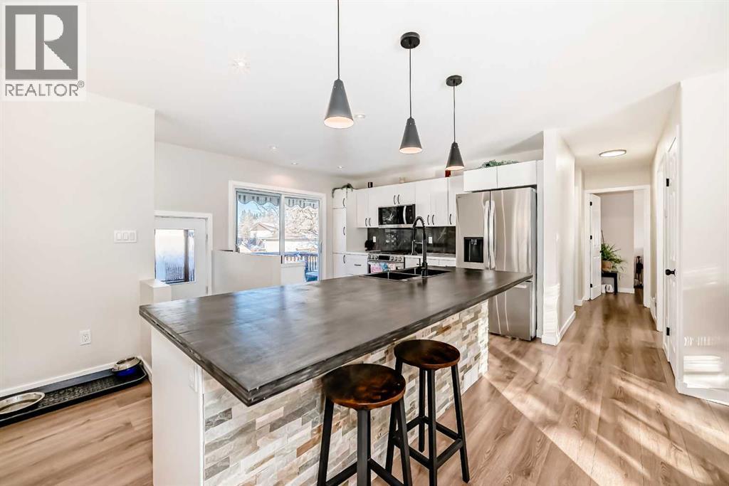 22 Osborne Street, Red Deer, Alberta  T4N 5C2 - Photo 8 - A2287974