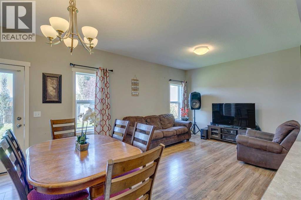 43 Sunrise Crescent Ne, High River, Alberta  T1V 0B9 - Photo 12 - A2281566