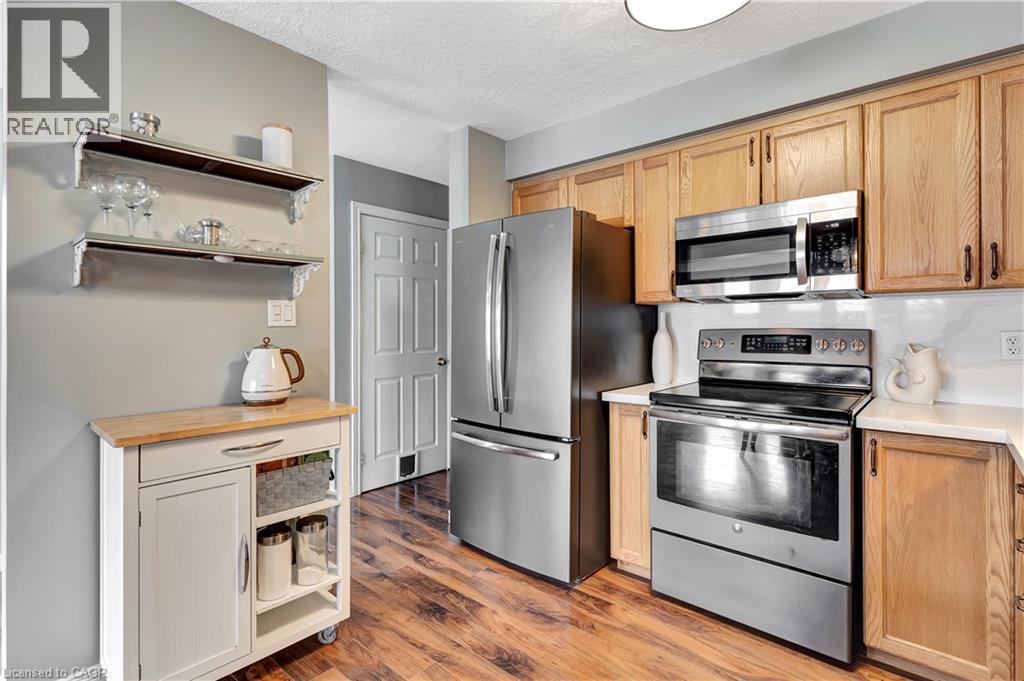 477 Activa Avenue, Kitchener, Ontario  N2E 4C1 - Photo 14 - 40808715