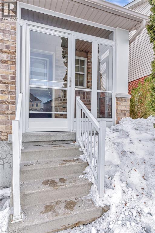 477 Activa Avenue, Kitchener, Ontario  N2E 4C1 - Photo 3 - 40808715