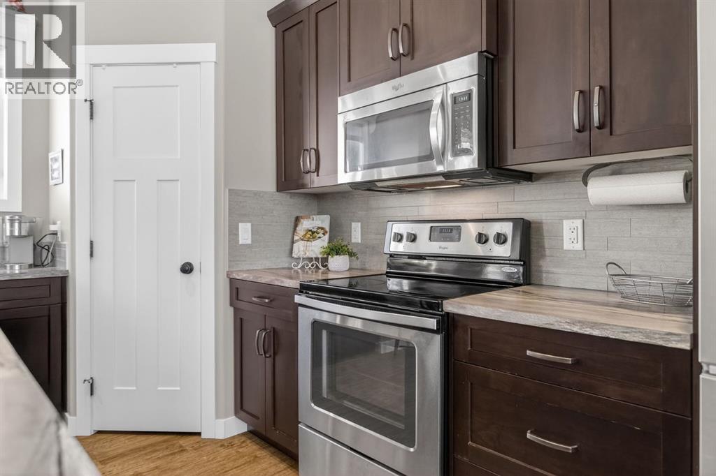 215 George Street, Diamond Valley, Alberta  T0L 2A0 - Photo 9 - A2287893