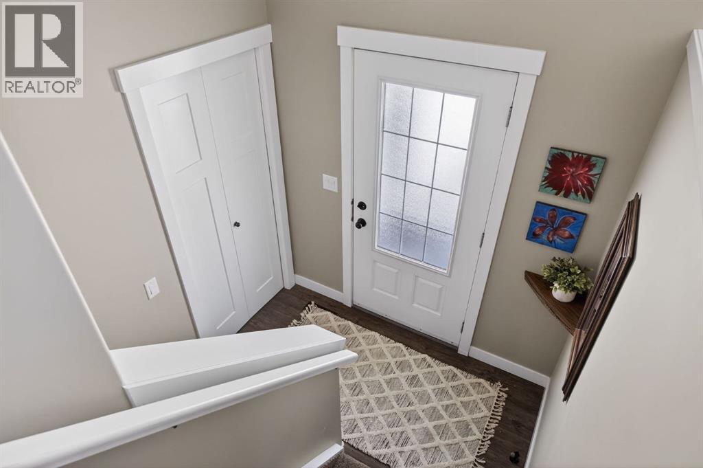 215 George Street, Diamond Valley, Alberta  T0L 2A0 - Photo 3 - A2287893