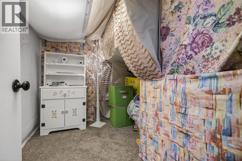 215 George Street, Diamond Valley, Alberta  T0L 2A0 - Photo 28 - A2287893