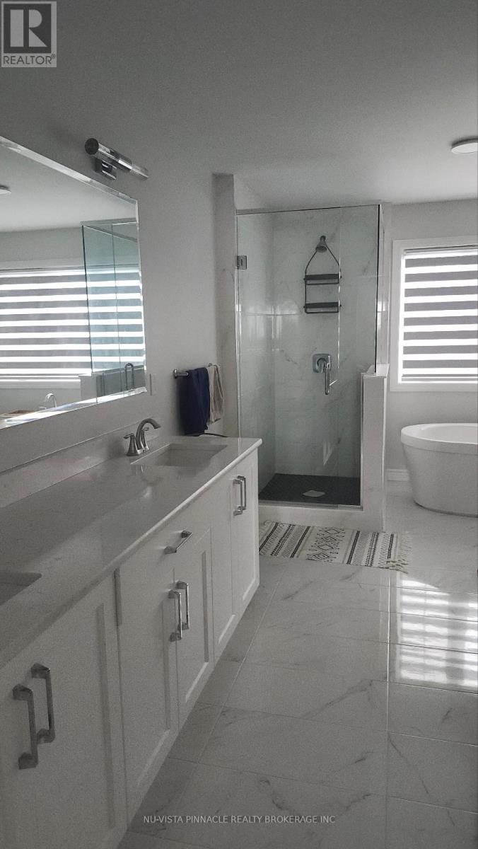 1924 Trailsway Drive, London South, Ontario  N6K 0K7 - Photo 12 - X12839934