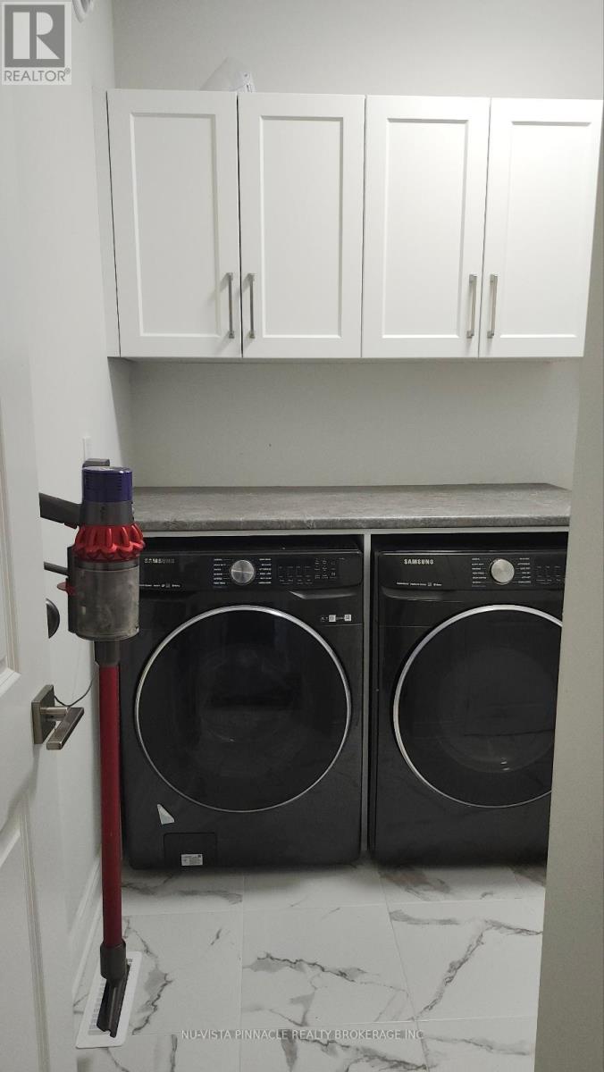 1924 Trailsway Drive, London South, Ontario  N6K 0K7 - Photo 9 - X12839934