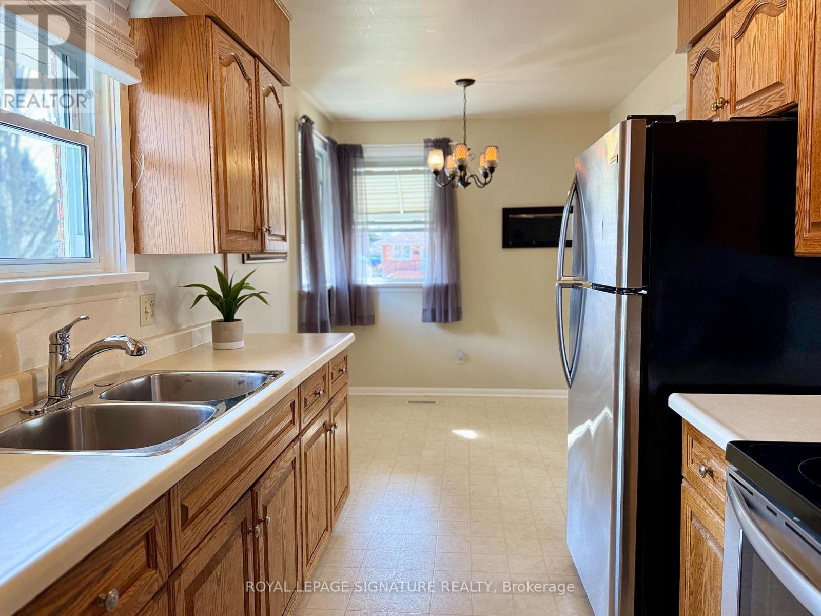 51 Spurgeon Drive, Chatham-Kent, Ontario  N7L 3W4 - Photo 13 - X12839620