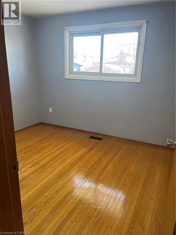 14 Adair Avenue S Unit# Main, Hamilton, Ontario  L8H 1B4 - Photo 8 - 40809146