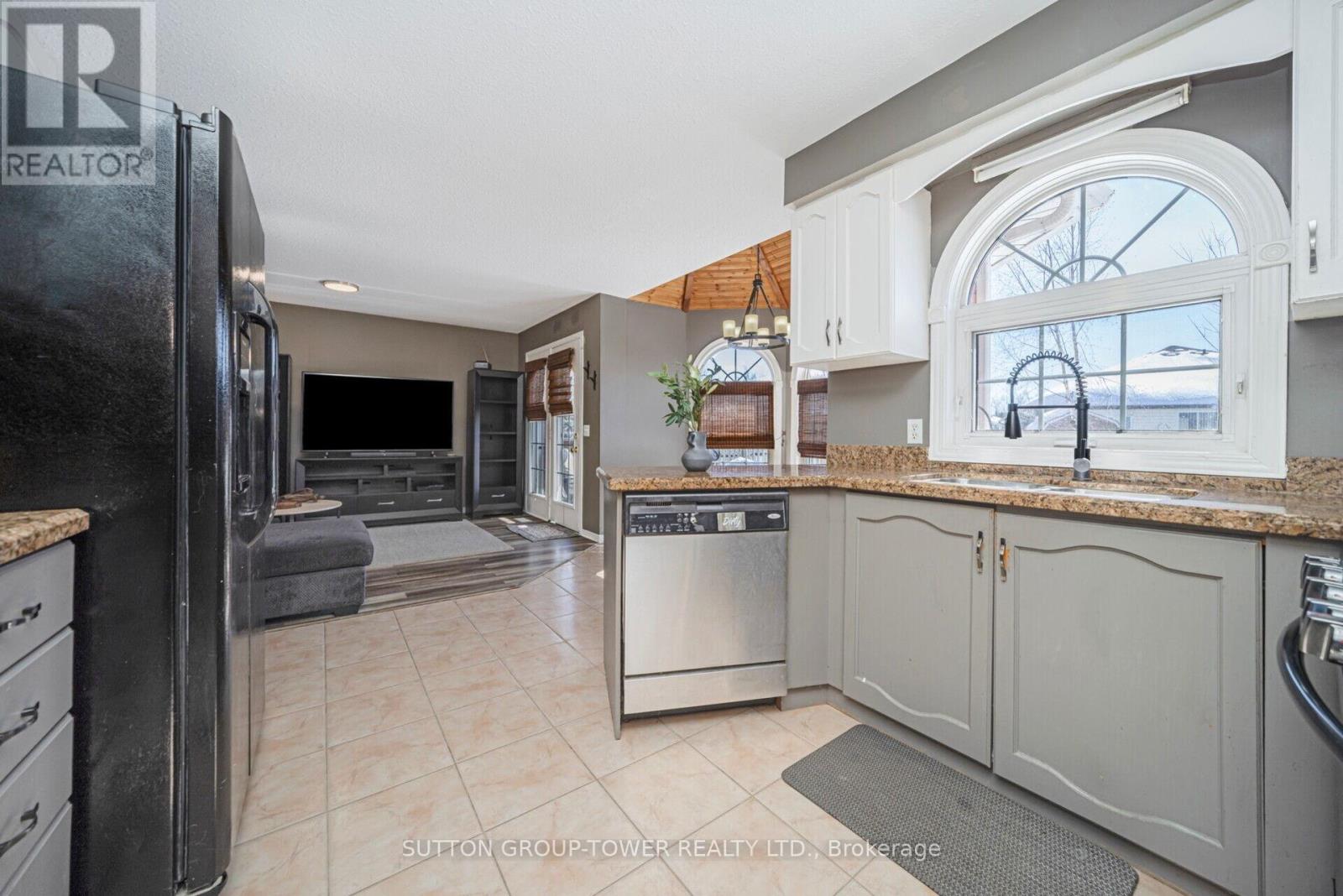 512 Fiddle Park Lane, Shelburne, Ontario  L0N 1S2 - Photo 17 - X12835064