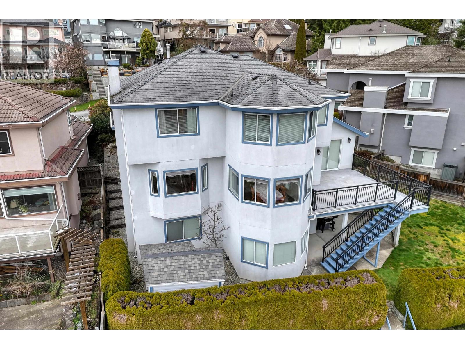 8 Greystone Place, Port Moody, British Columbia  V3H 4T5 - Photo 34 - R3095242