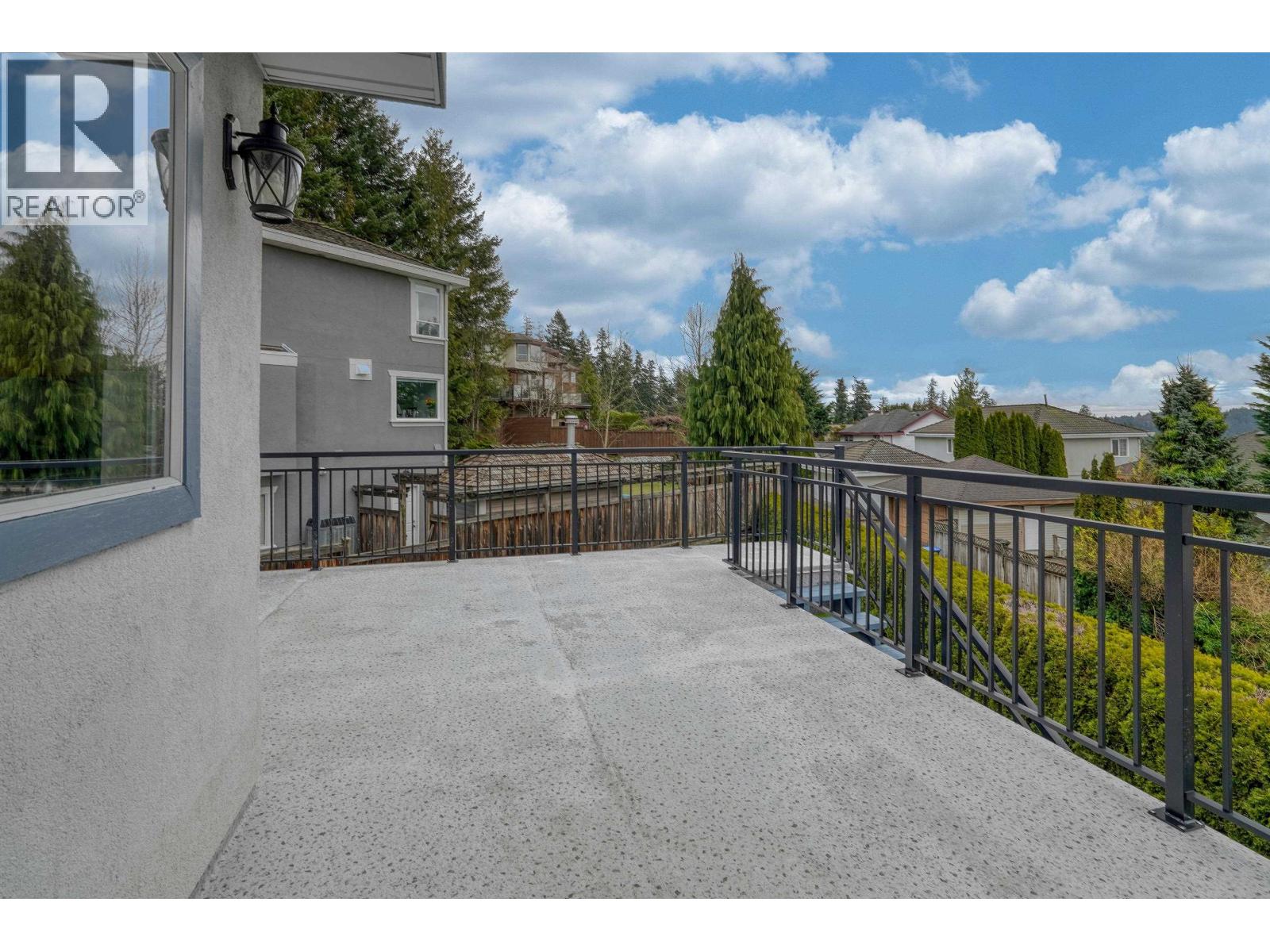 8 Greystone Place, Port Moody, British Columbia  V3H 4T5 - Photo 36 - R3095242