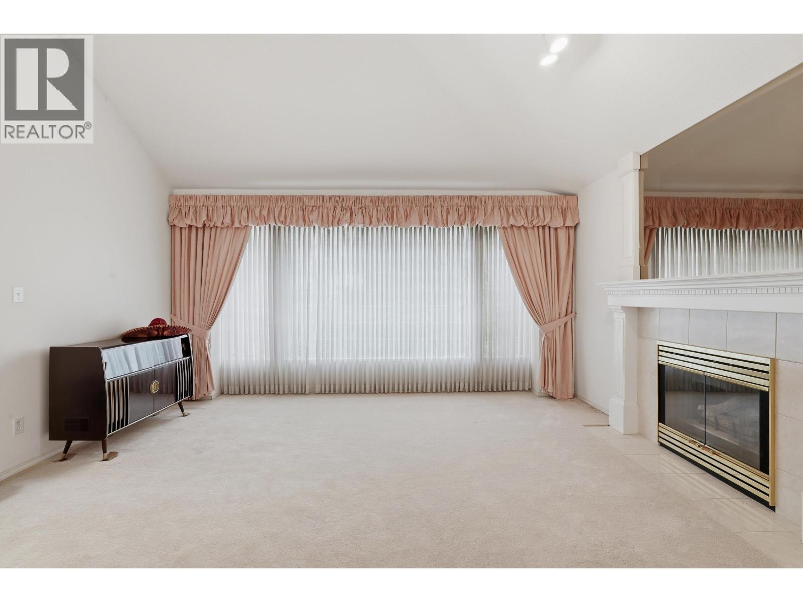 8 Greystone Place, Port Moody, British Columbia  V3H 4T5 - Photo 3 - R3095242