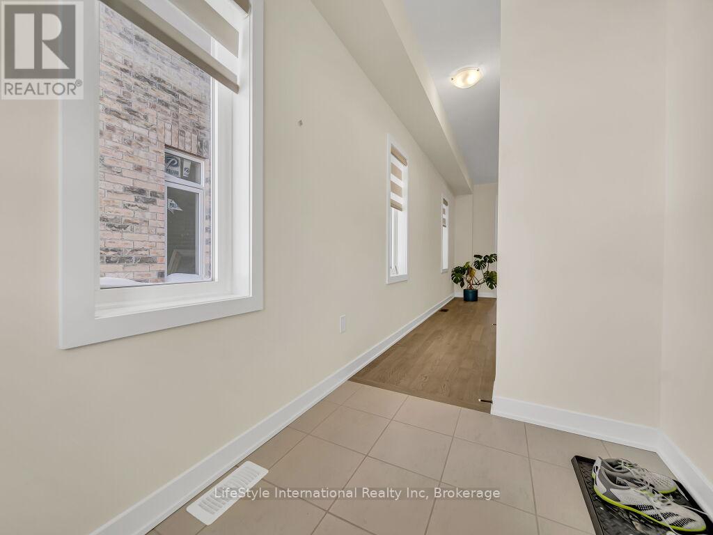 24 Hutchison Road, Guelph, Ontario N1L 0R4 - Photo 2 - X12839806