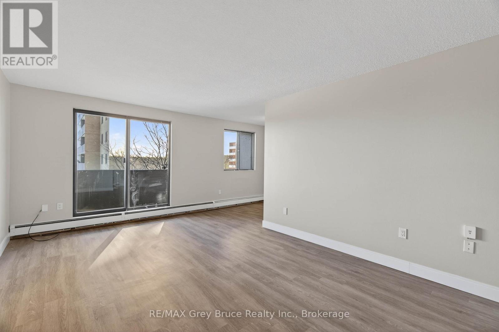 606 - 756 Kipps Lane, London East, Ontario N5Y 4X9 - Photo 6 - X12839922