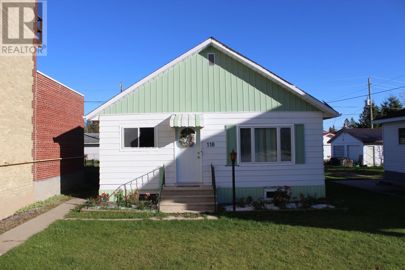 118 FOURTH ST, RAINY RIVER, Ontario