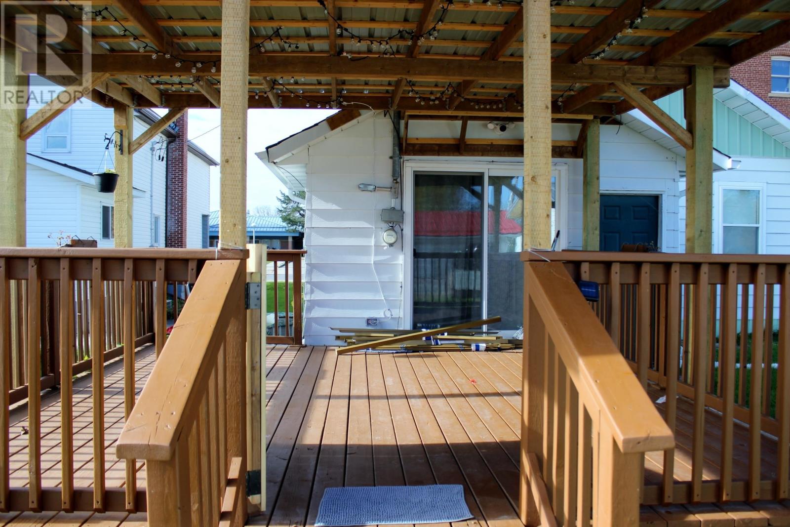 118 Fourth St, Rainy River, Ontario P0W 1L0 - Photo 6 - TB253385