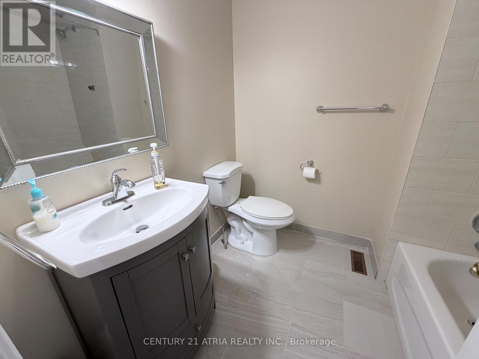79 Maitland Drive, Markham, Ontario  L3R 4T6 - Photo 27 - N12829468