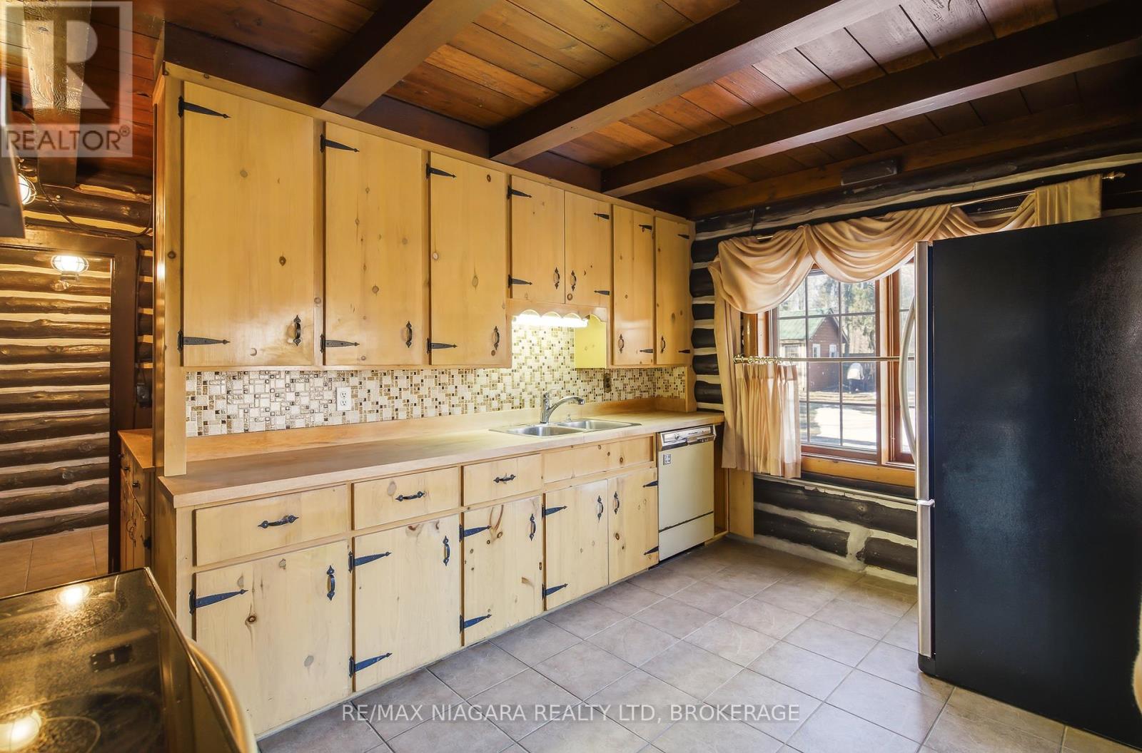 3014 Tecumseh Trail, Fort Erie, Ontario  L0S 1N0 - Photo 21 - X12839856