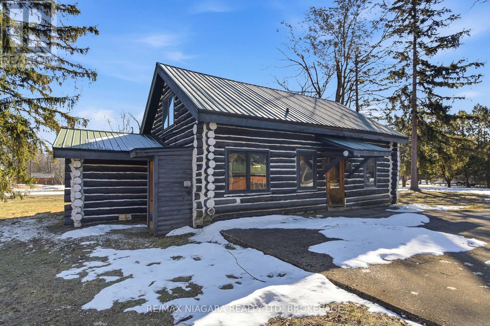 3014 Tecumseh Trail, Fort Erie, Ontario  L0S 1N0 - Photo 4 - X12839856