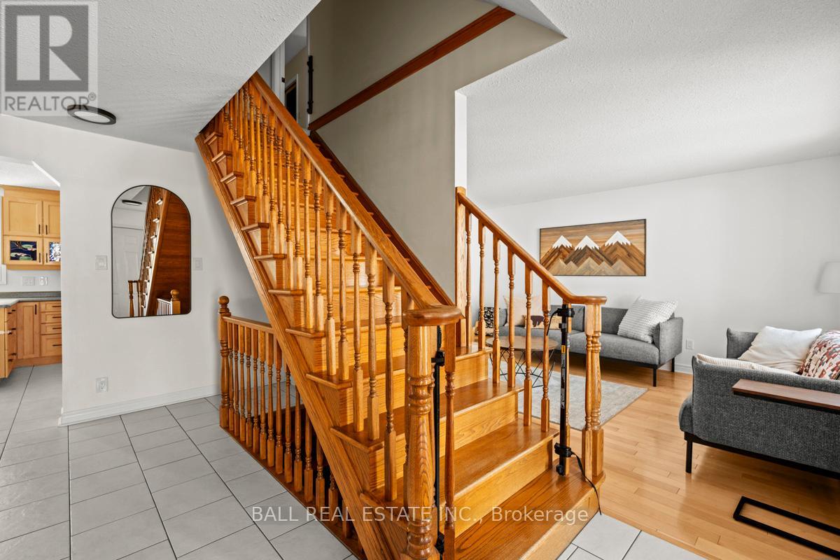93 Facendi Drive, Peterborough, Ontario  K9J 6V2 - Photo 3 - X12839186