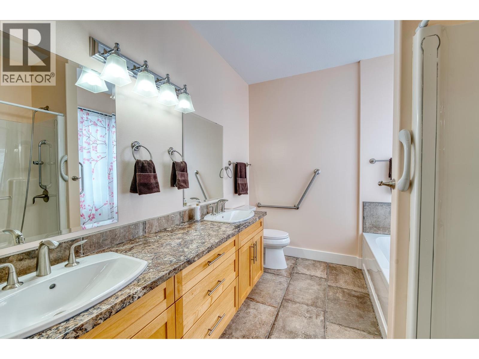 11719 103a Street, Fort St. John, British Columbia  V1J 0L4 - Photo 12 - R3094764