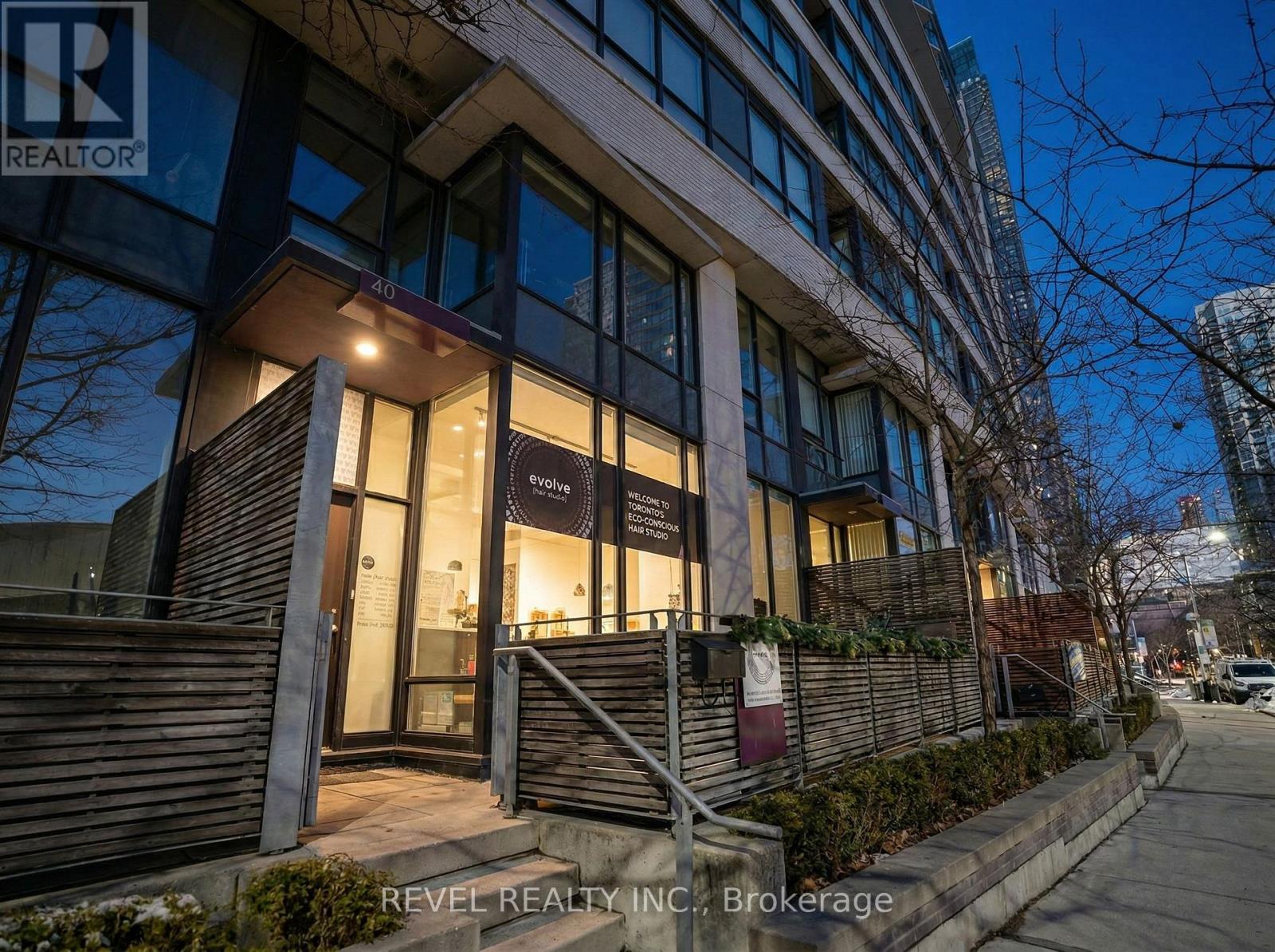 G05 - 40 FORT YORK BOULEVARD, Toronto, Ontario