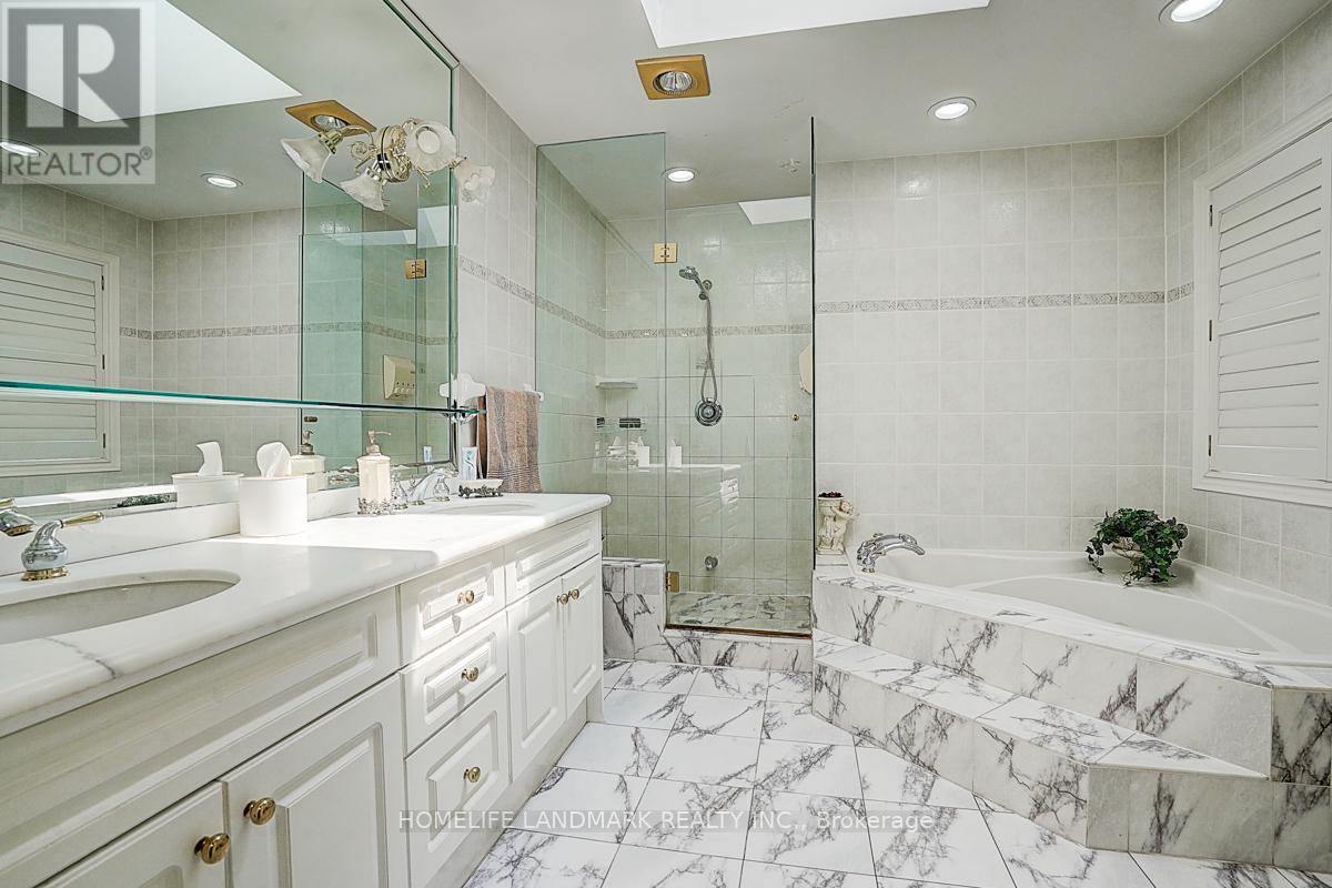 286 Hillcrest Avenue, Toronto, Ontario  M2N 3P4 - Photo 22 - C12839924