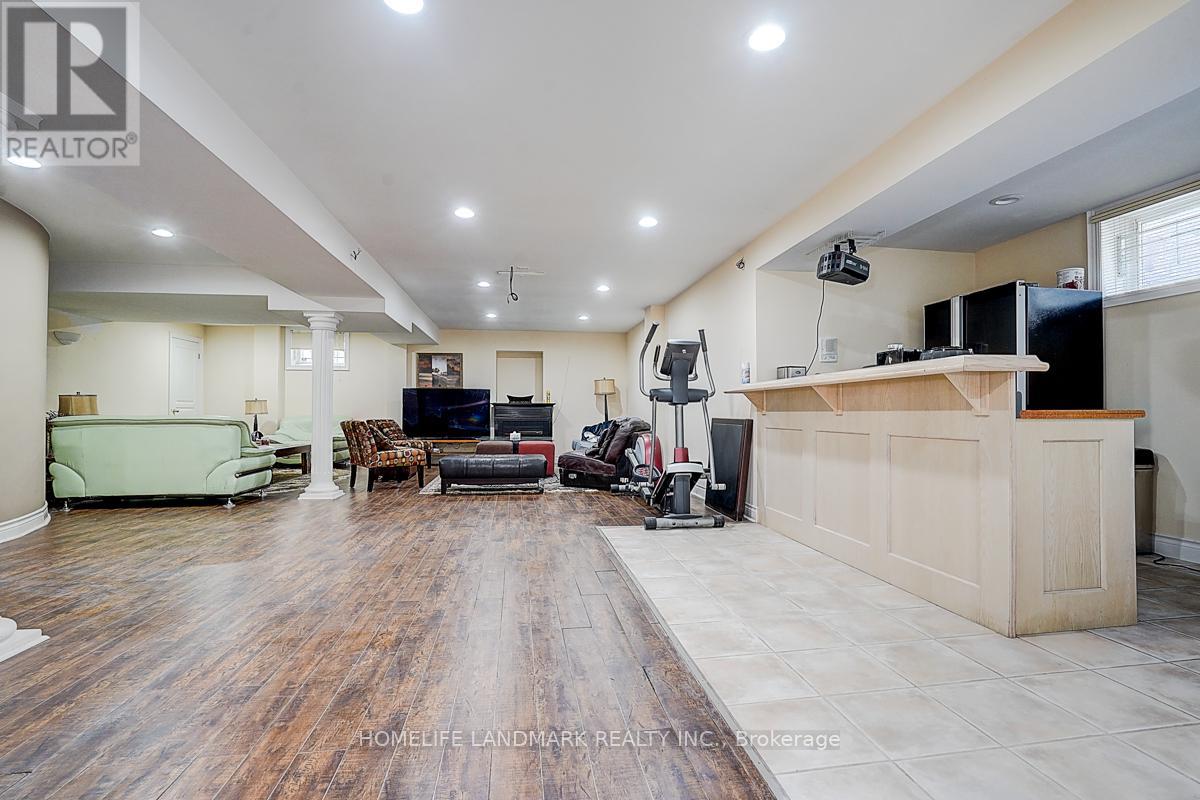 286 Hillcrest Avenue, Toronto, Ontario  M2N 3P4 - Photo 34 - C12839924