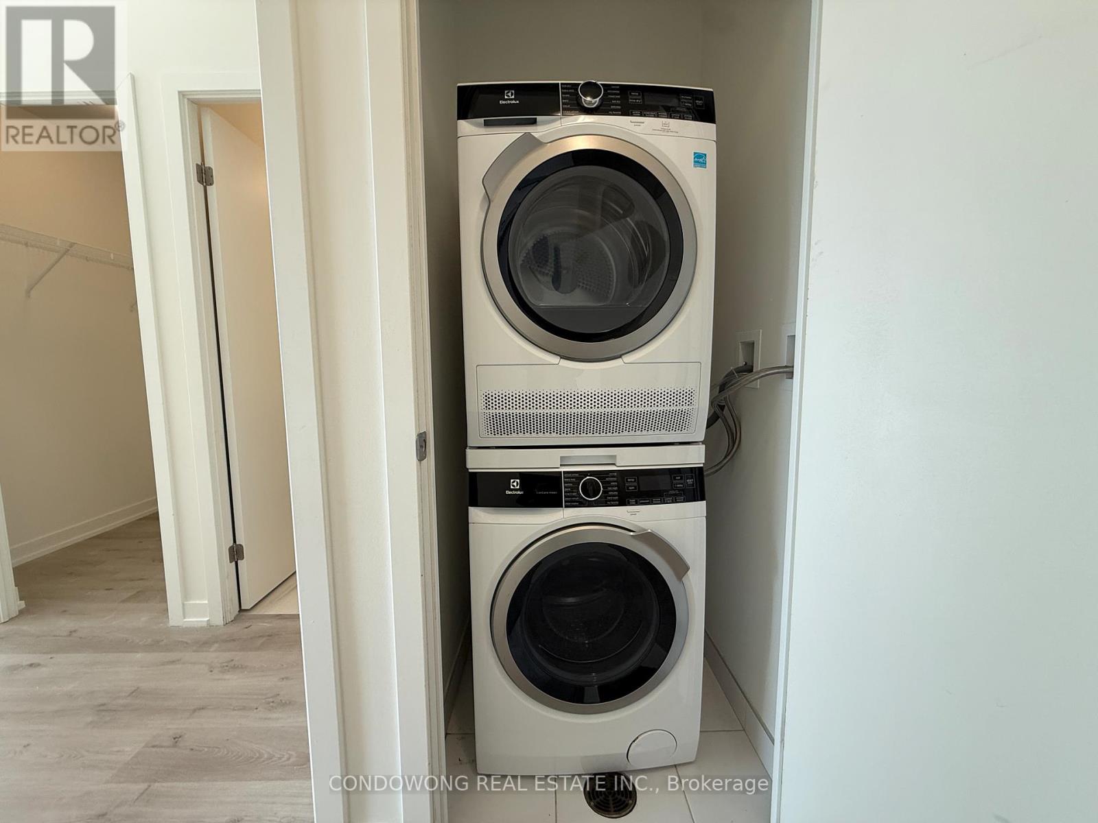 2211 - 138 Downes Street, Toronto, Ontario  M5E 0E4 - Photo 13 - C12839964