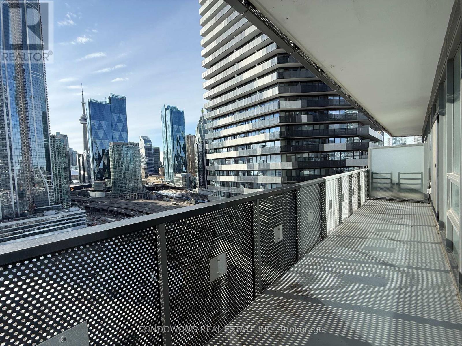 2211 - 138 Downes Street, Toronto, Ontario  M5E 0E4 - Photo 14 - C12839964