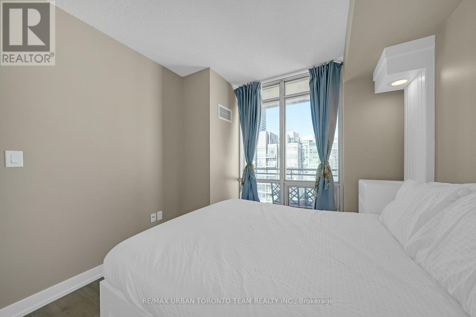 2909 - 5 Mariner Terrace, Toronto, Ontario  M5V 3V6 - Photo 12 - C12839986