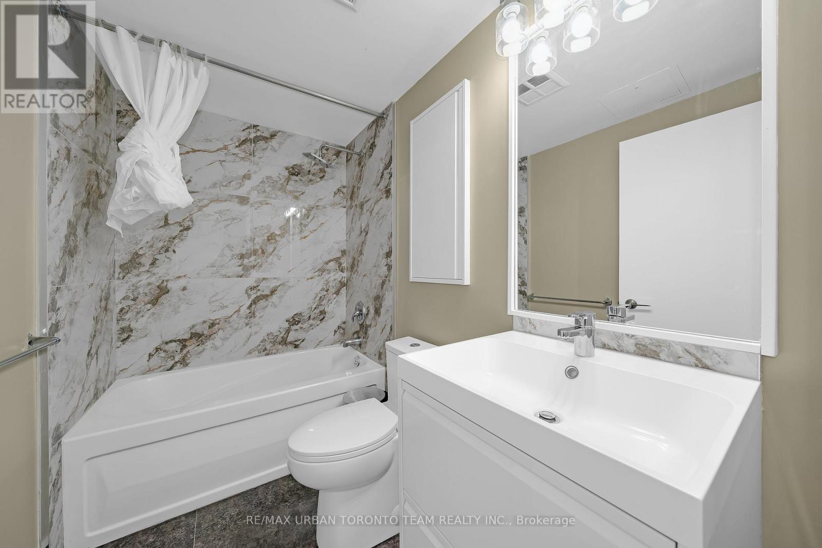 2909 - 5 Mariner Terrace, Toronto, Ontario  M5V 3V6 - Photo 13 - C12839986