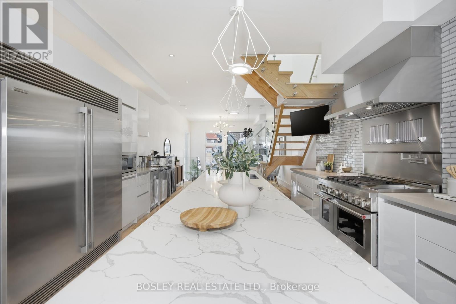 132 Aylesworth Avenue, Toronto, Ontario  M1N 2J6 - Photo 6 - E12839780