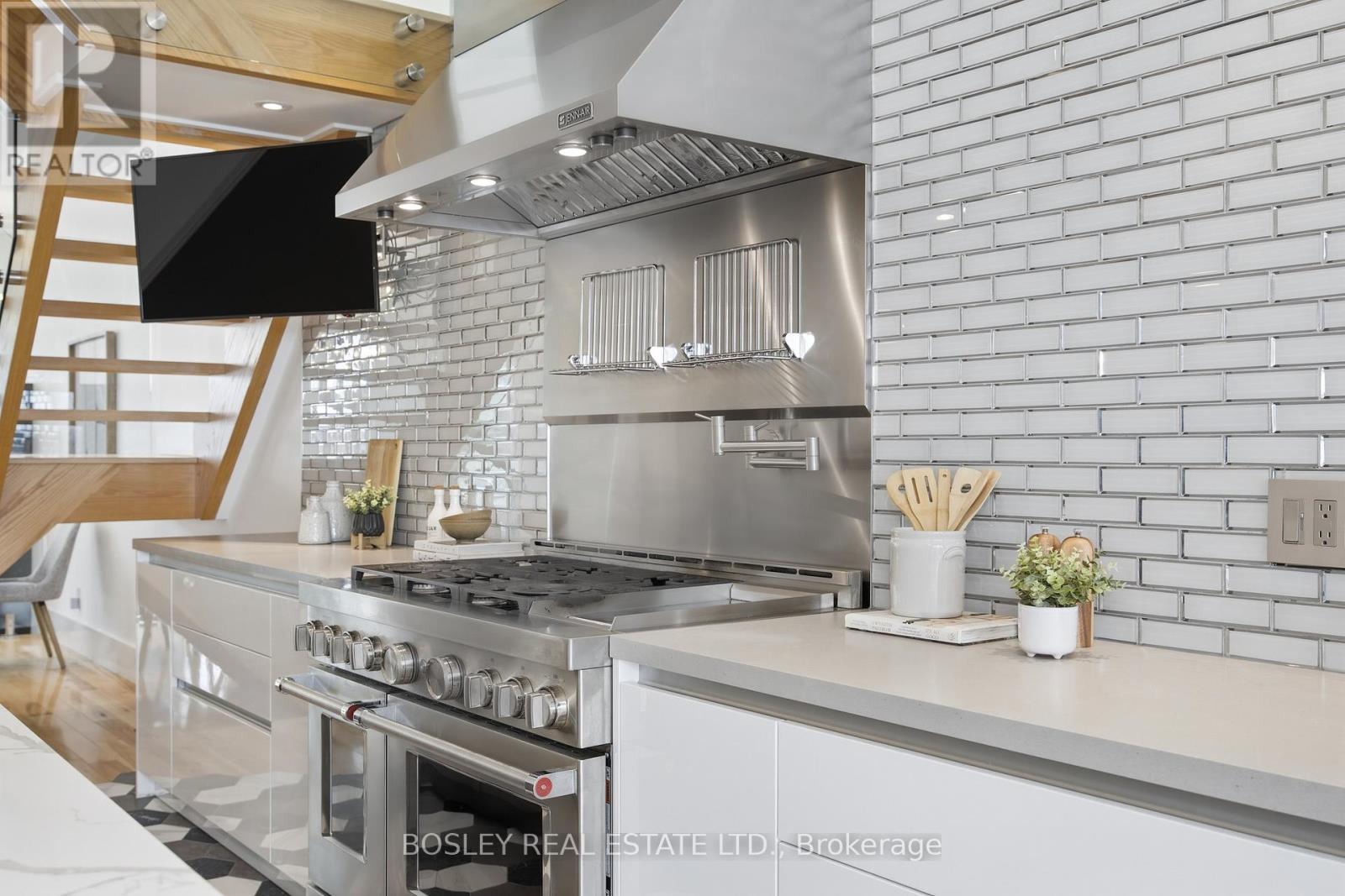 132 Aylesworth Avenue, Toronto, Ontario  M1N 2J6 - Photo 9 - E12839780